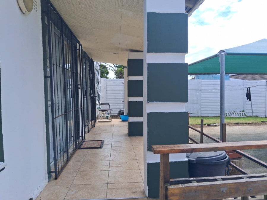 To Let 1 Bedroom Property for Rent in East London Central Eastern Cape